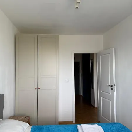 Apartment Kinowa *