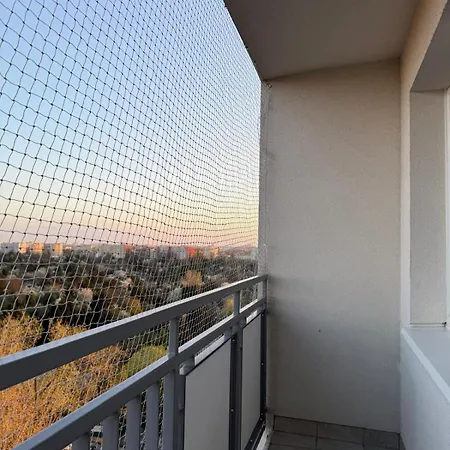 Kinowa Apartment